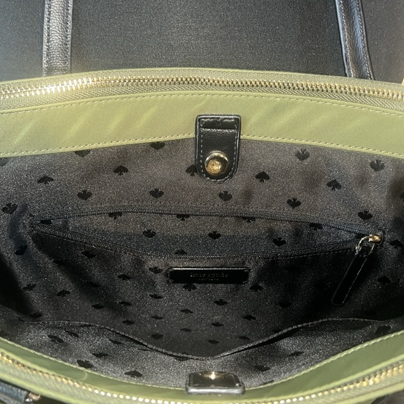 Kate Spade 3 section purse with double straps. Moss green. NWT. - Picture 4 of 9